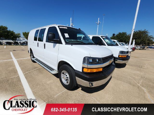 2025 CHEVROLET Express