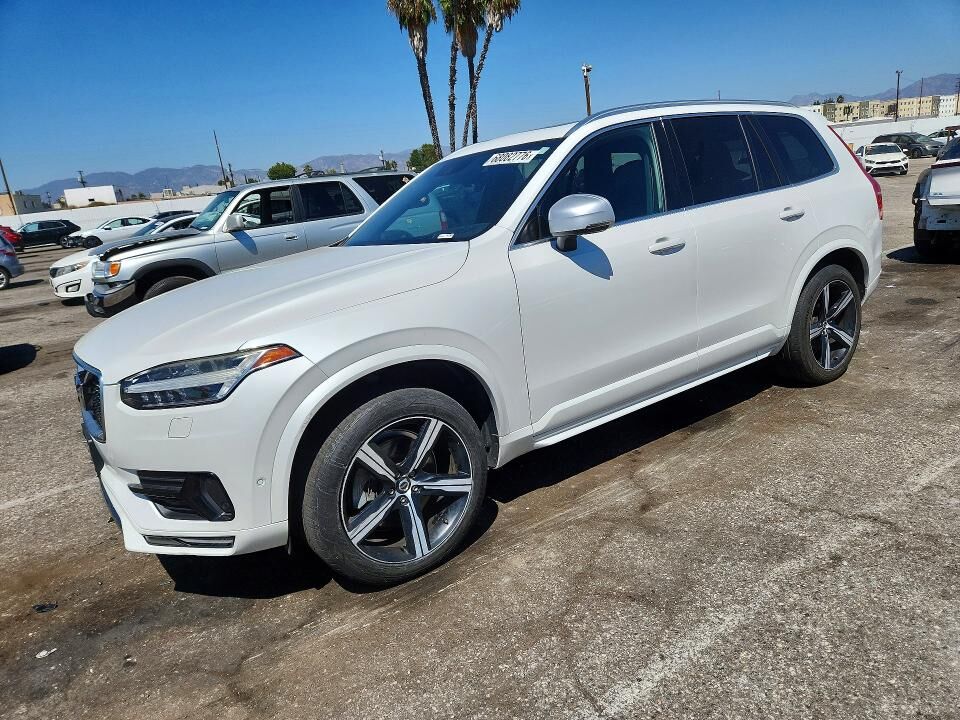 2016 VOLVO XC90