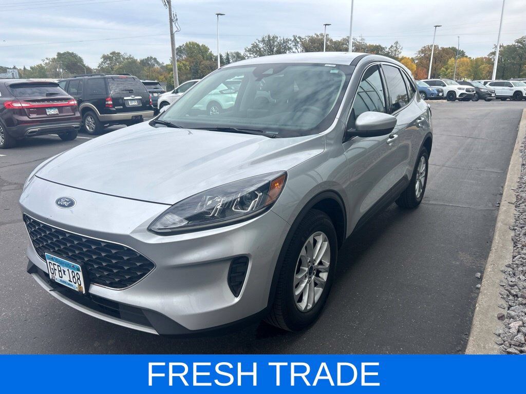2020 FORD Escape
