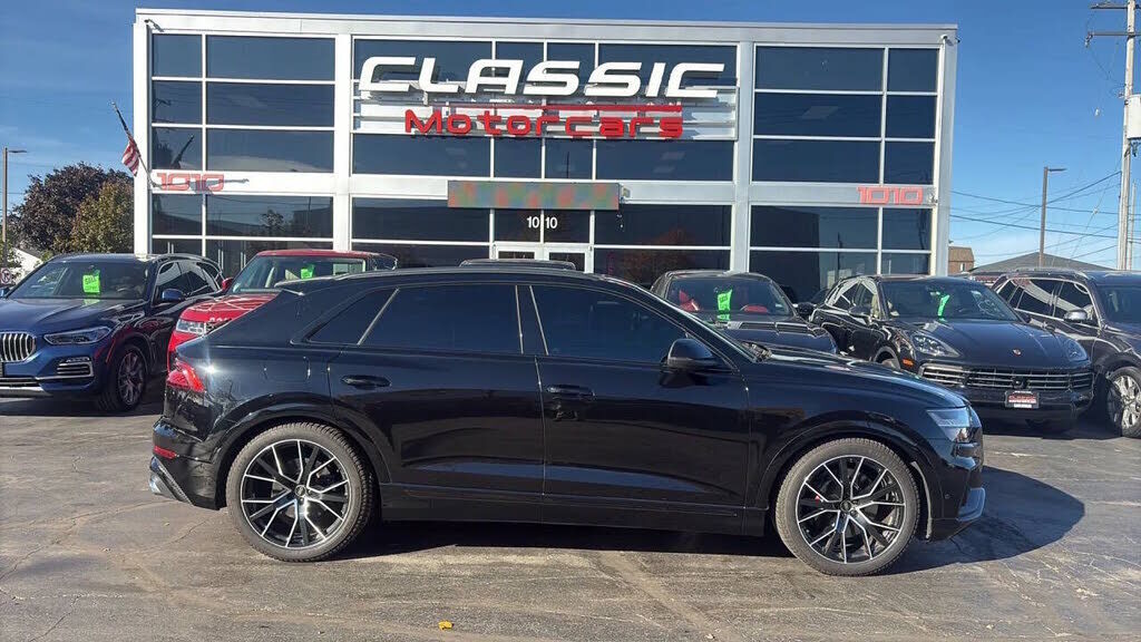 2021 AUDI SQ8