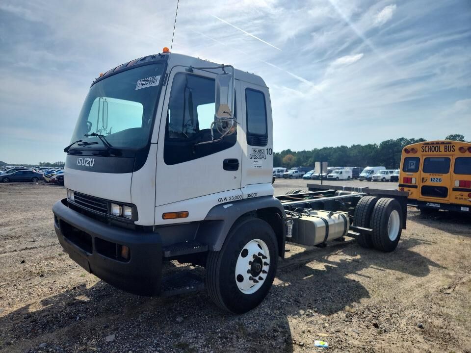 2009 ISUZU T8F