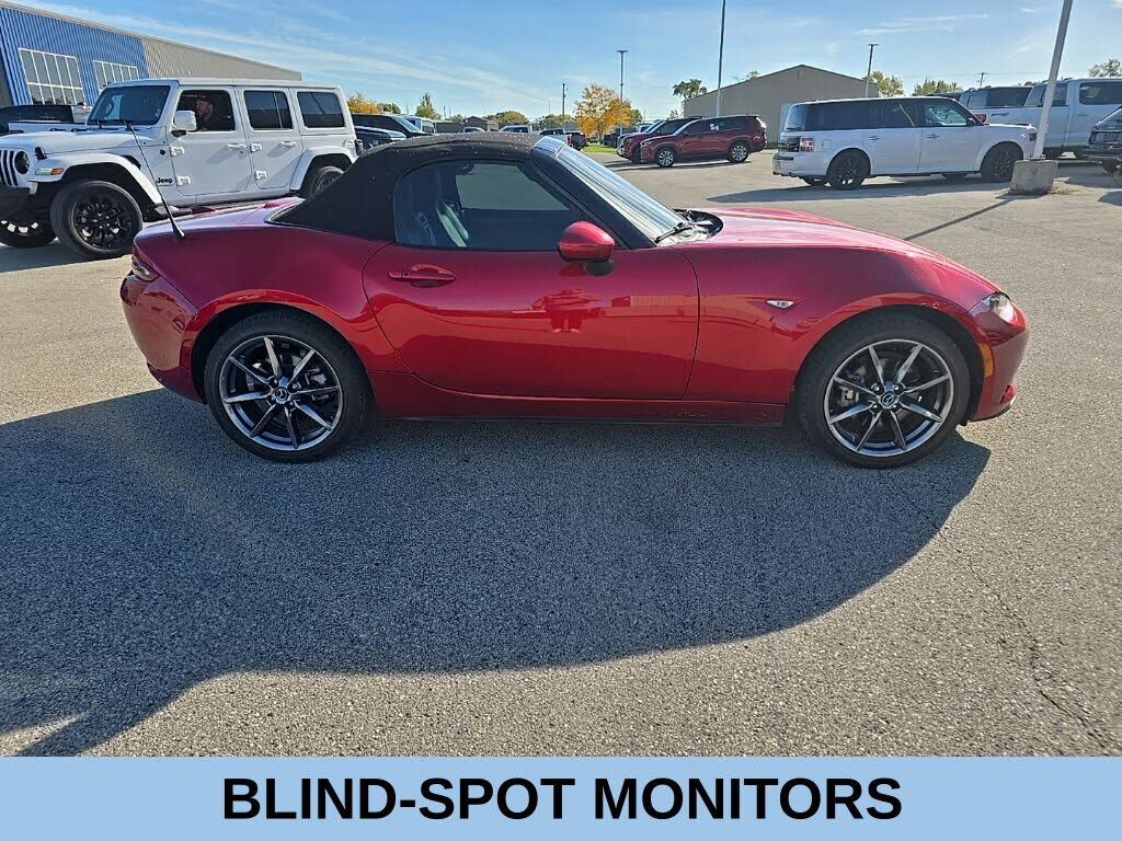 2017 MAZDA MX-5