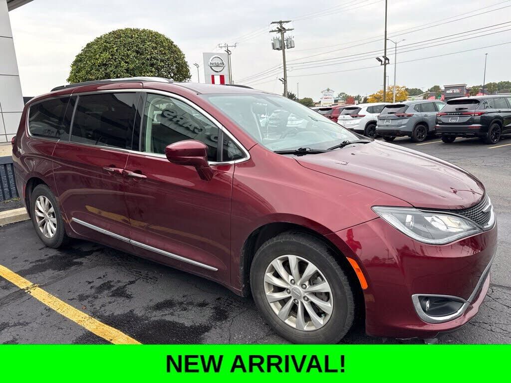 2018 CHRYSLER Pacifica