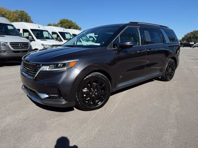 2024 KIA Carnival
