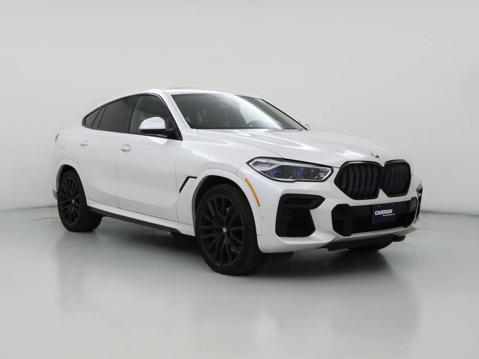 2022 BMW X6