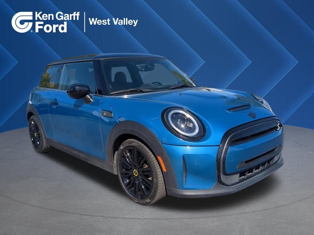 2023 MINI Hardtop