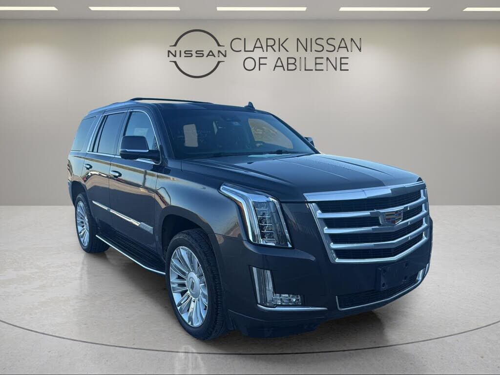 2016 CADILLAC Escalade