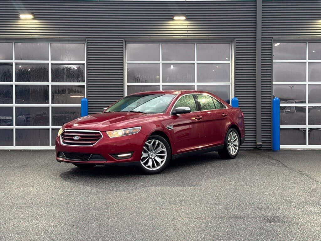 2016 FORD Taurus