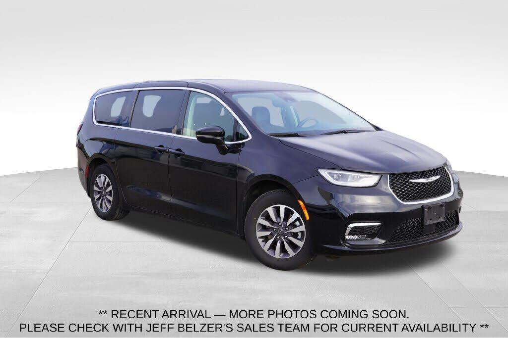 2024 CHRYSLER Pacifica