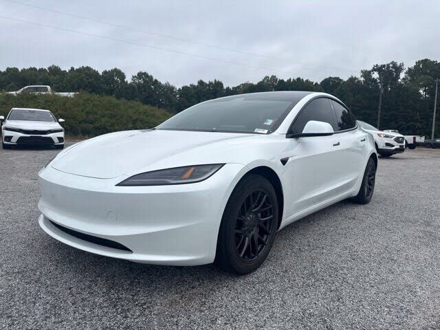 2024 TESLA Model 3