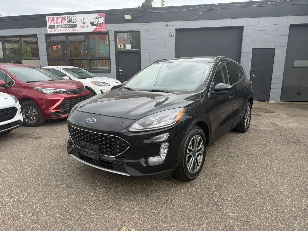 2020 FORD Escape