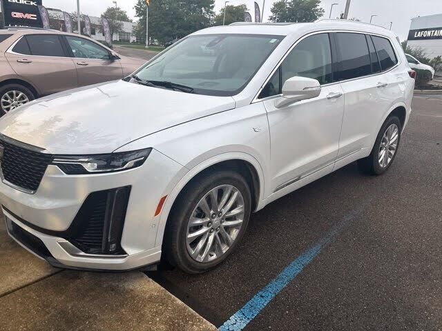 2024 CADILLAC XT6