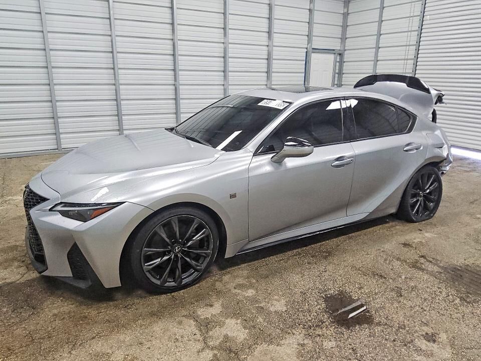 2024 LEXUS IS