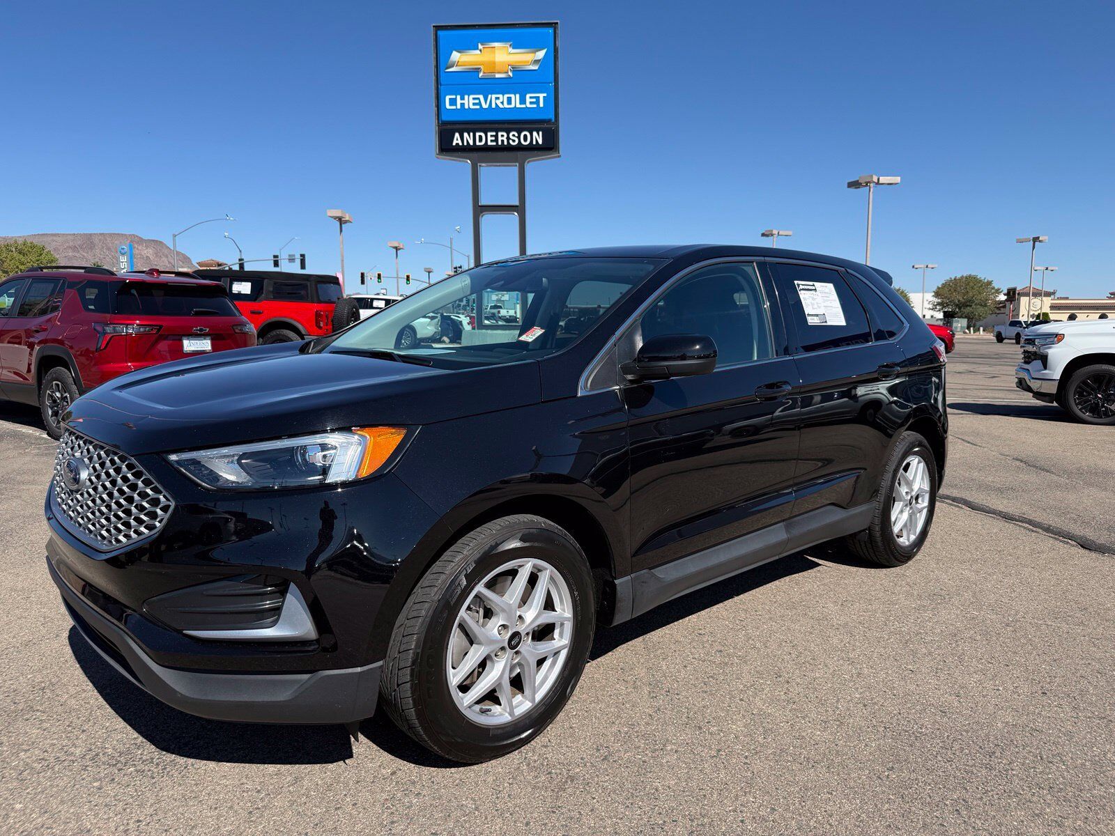 2023 FORD Edge