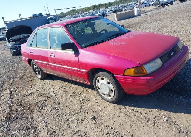 1995 FORD Escort