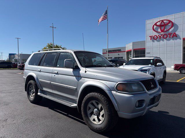 2002 MITSUBISHI Montero Sport