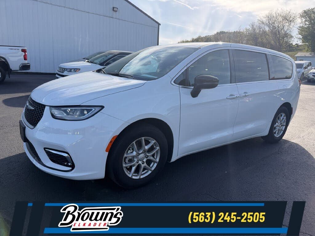 2026 CHRYSLER Pacifica