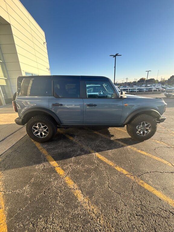 2025 FORD Bronco