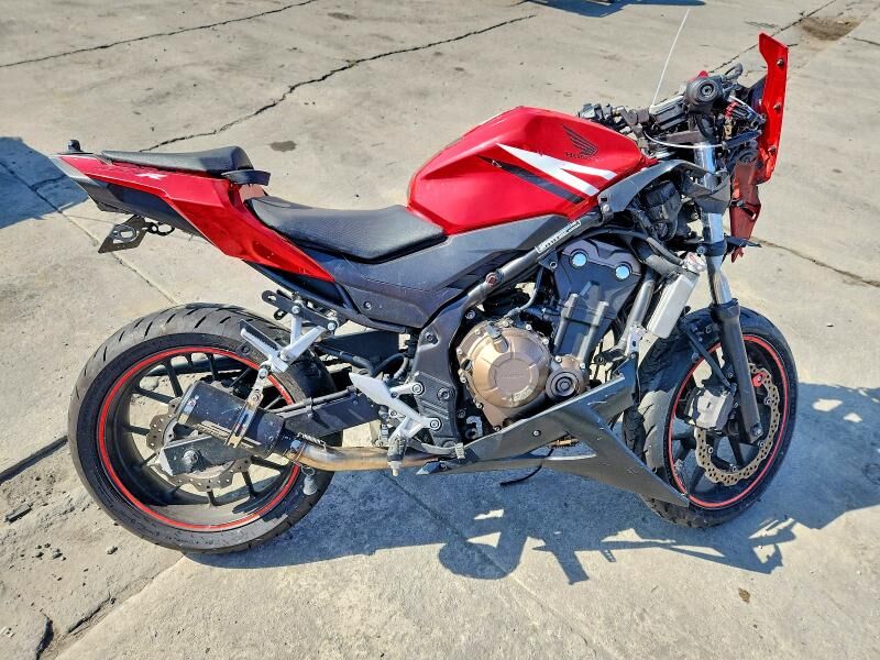 2016 HONDA CB