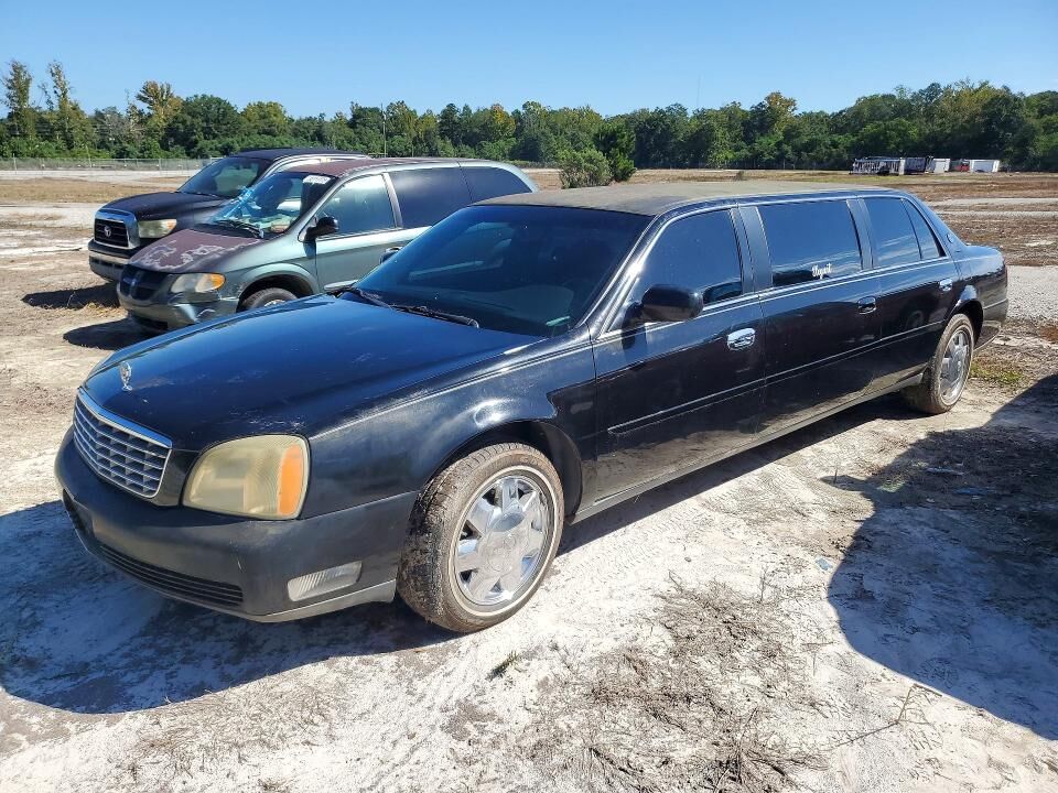 2004 CADILLAC Professional Chassis