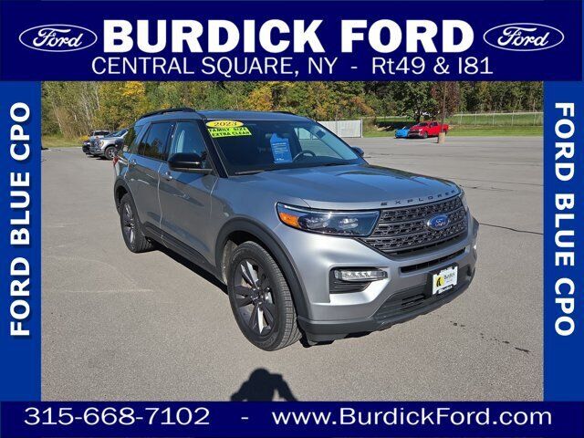 2023 FORD Explorer