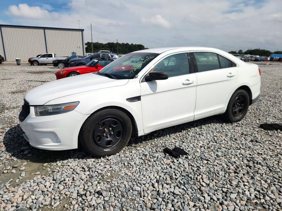 2013 FORD Taurus