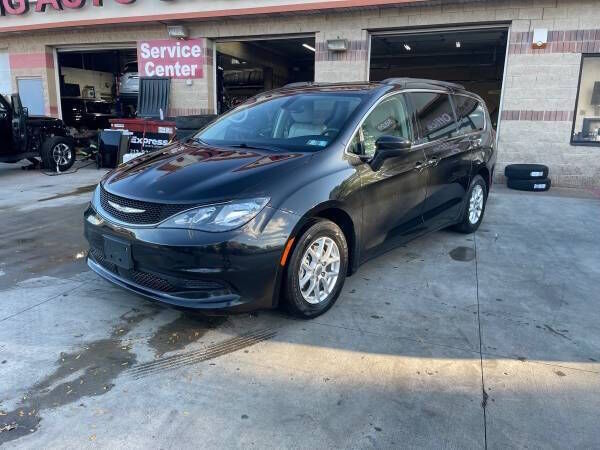 2021 CHRYSLER Voyager