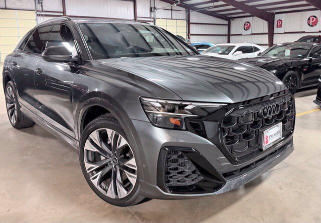 2024 AUDI Q8