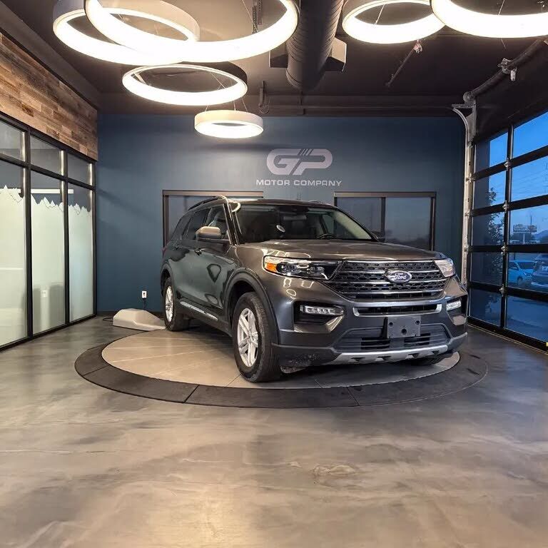 2020 FORD Explorer