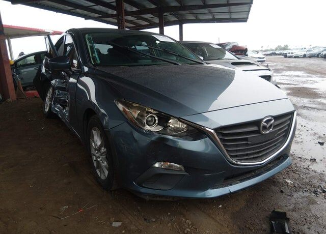 2014 MAZDA Mazda3