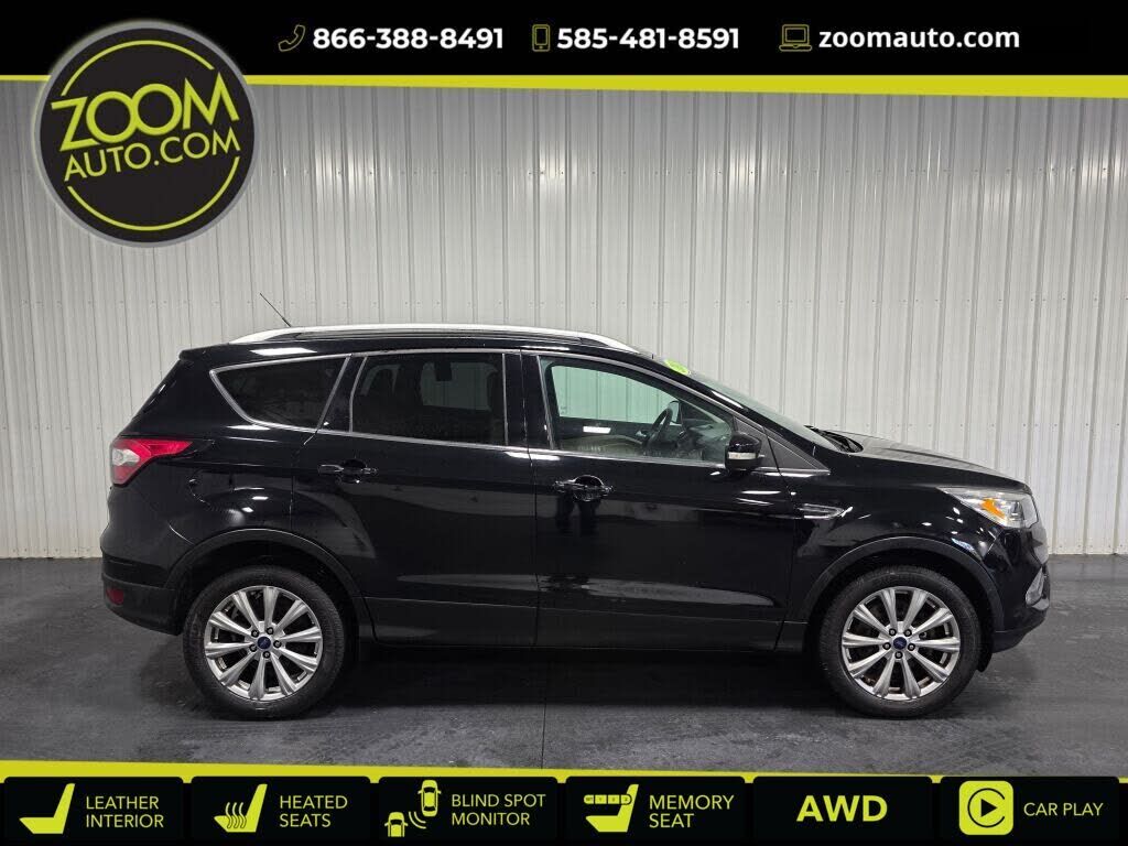 2017 FORD Escape