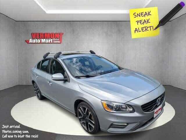 2017 VOLVO S60