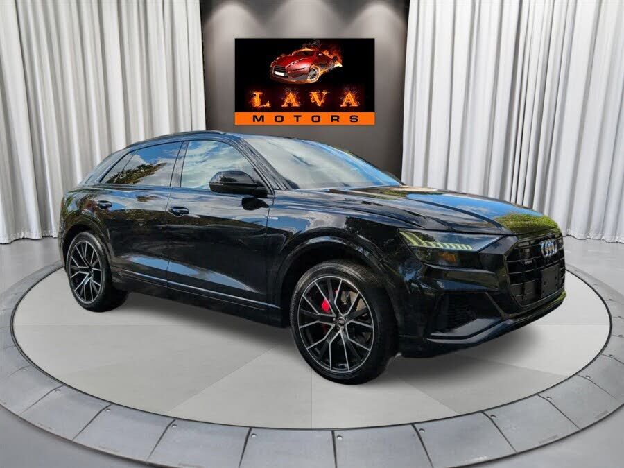 2019 AUDI Q8