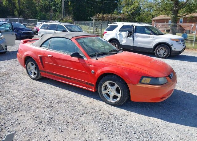 2004 FORD Mustang