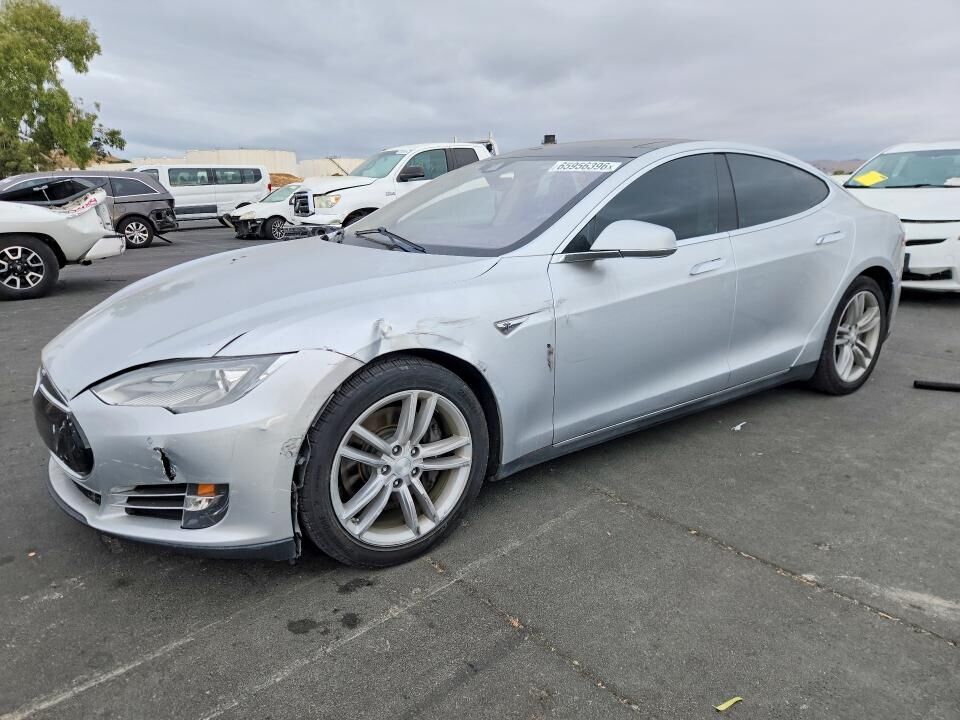 2014 TESLA Model S