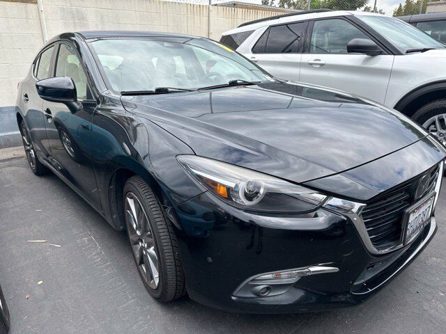 2018 MAZDA Mazda3