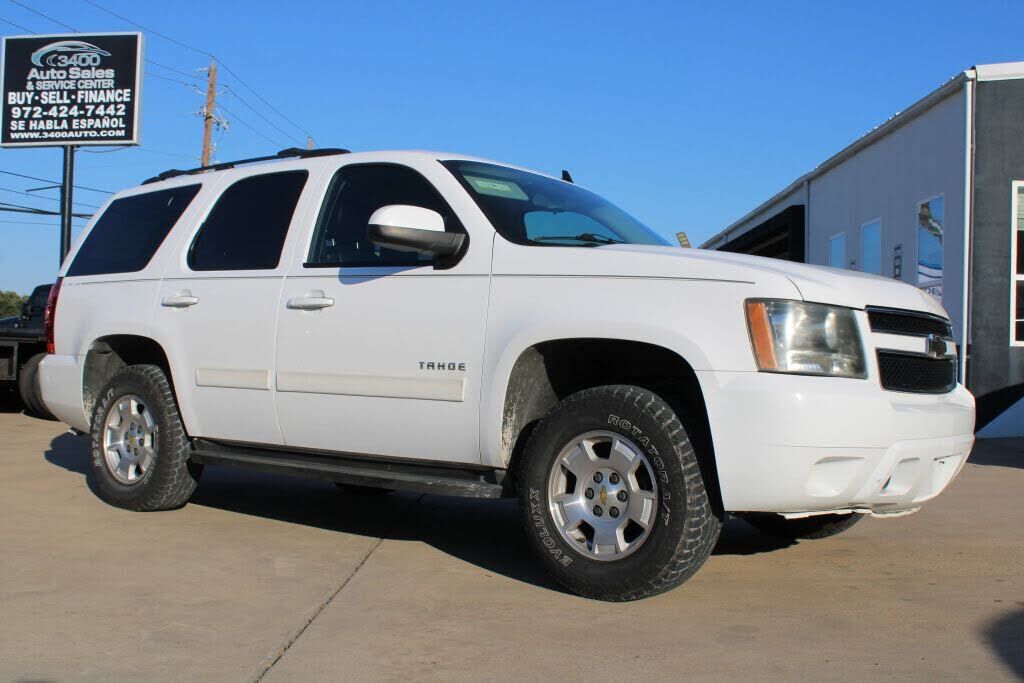 2011 CHEVROLET Tahoe