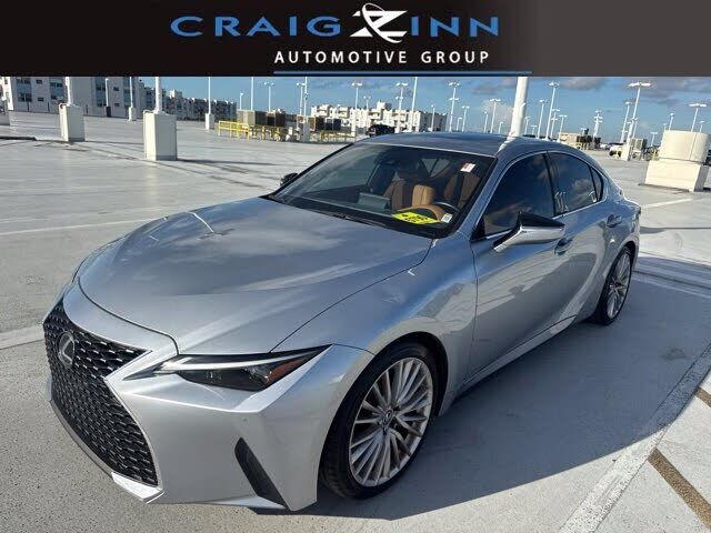 2025 LEXUS IS