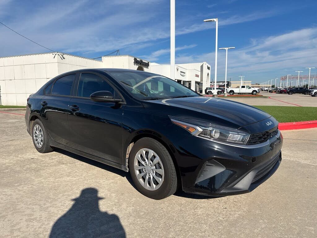 2024 KIA Forte
