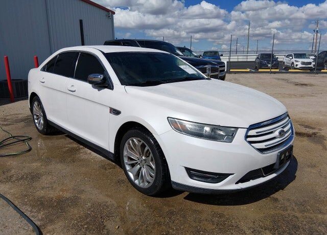 2015 FORD Taurus