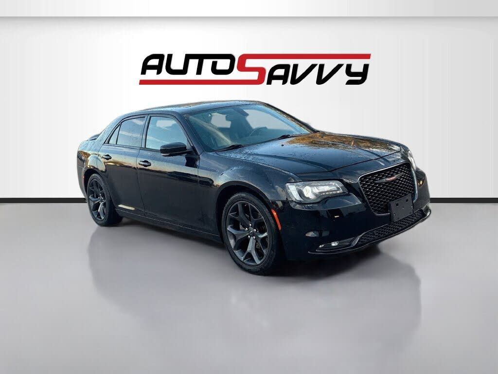 2022 CHRYSLER 300