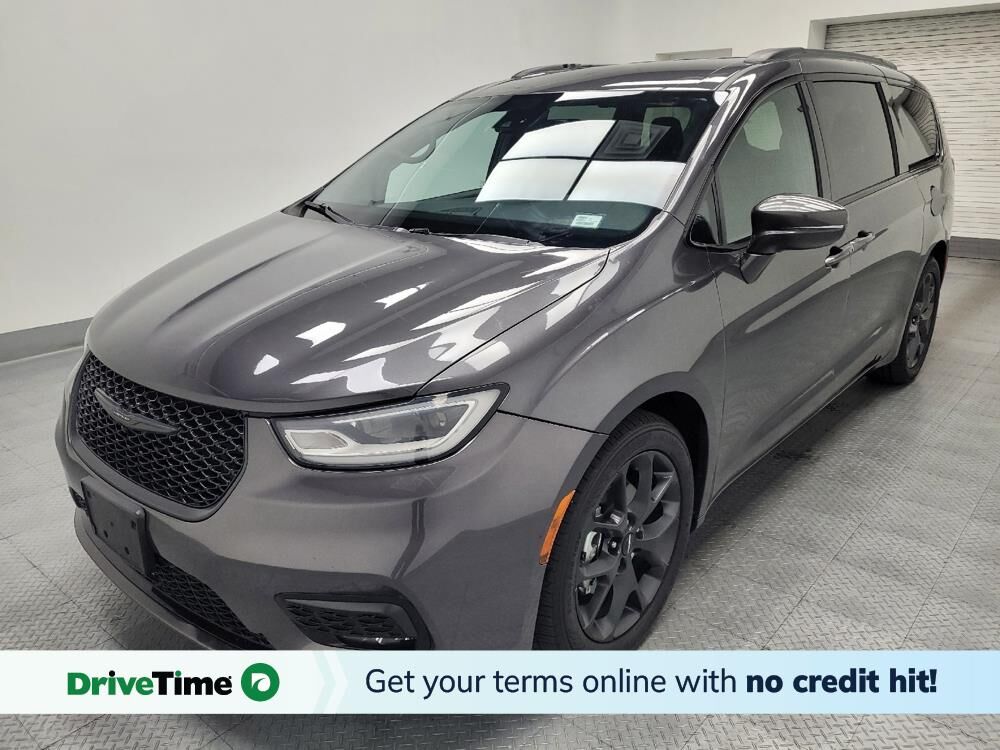 2021 CHRYSLER Pacifica