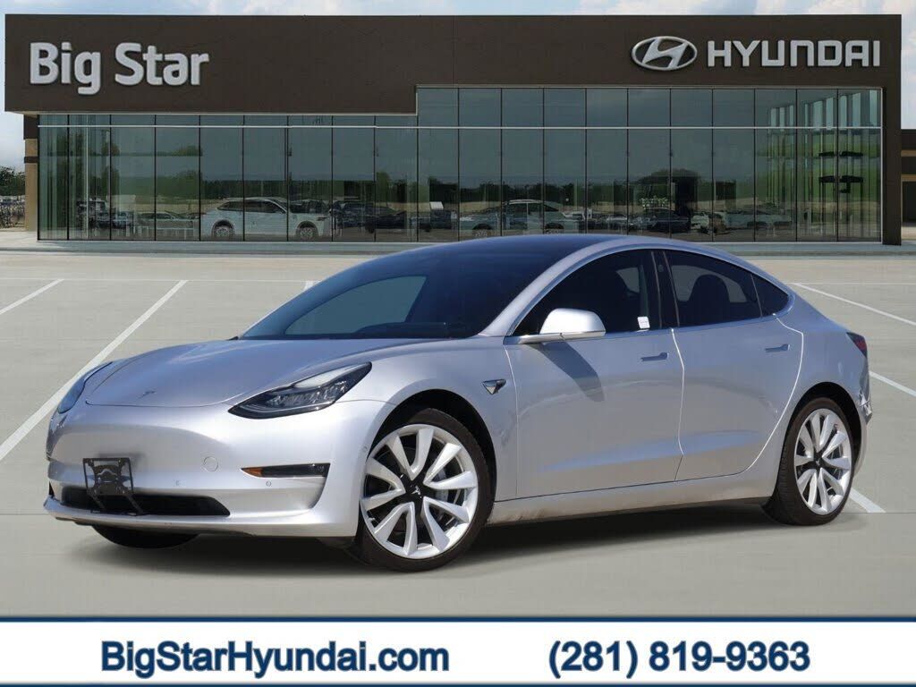 2018 TESLA Model 3