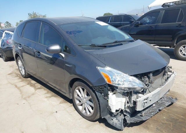 2014 TOYOTA Prius