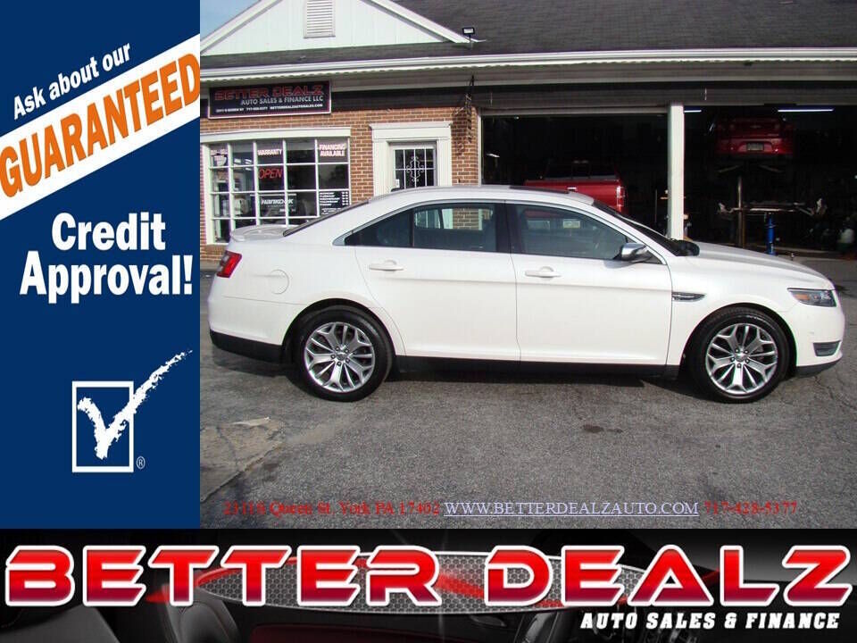 2013 FORD Taurus