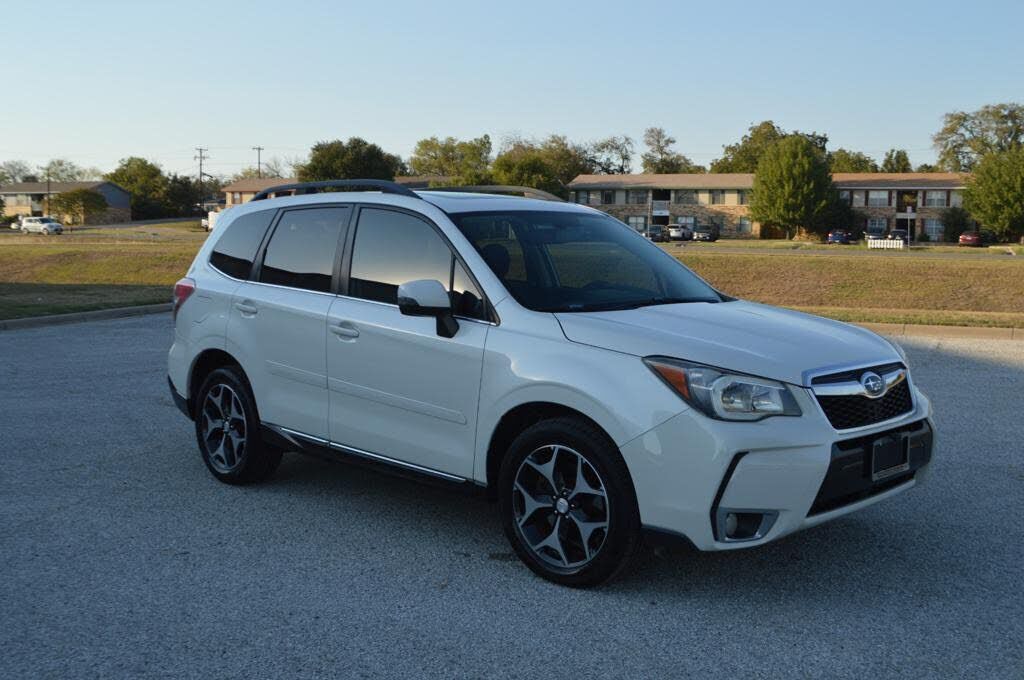 2015 SUBARU Forester