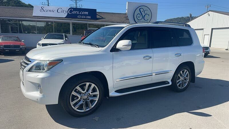 2015 LEXUS LX