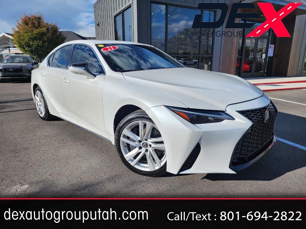 2021 LEXUS IS