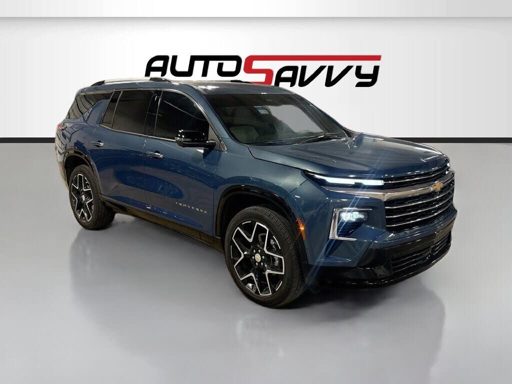 2025 CHEVROLET Traverse