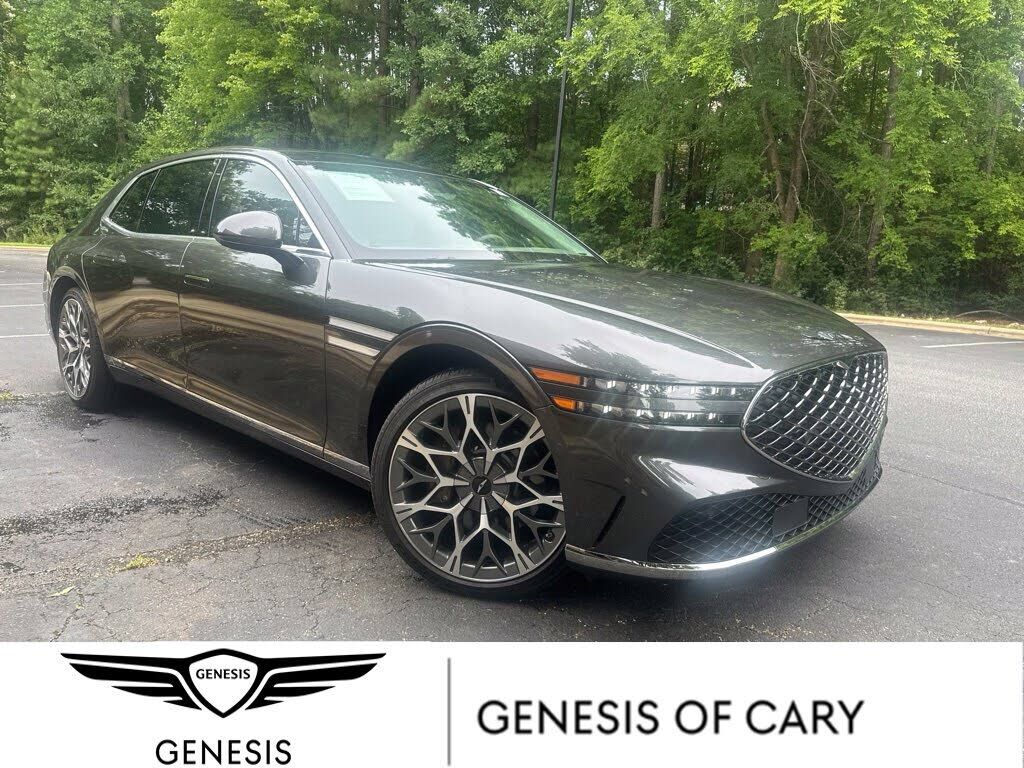 2025 GENESIS G90